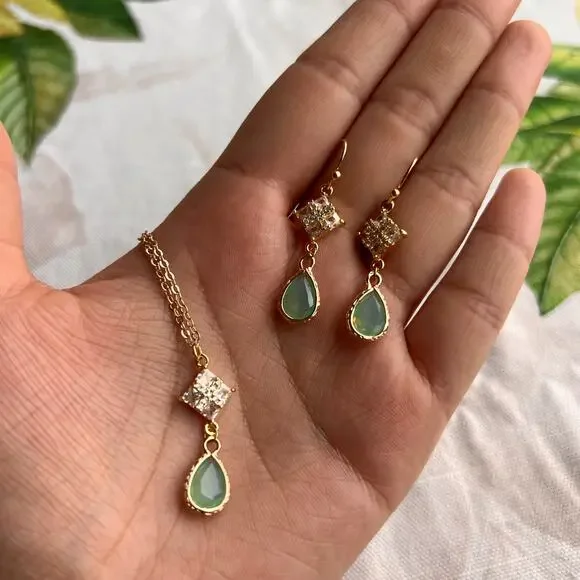 Chalcedony Opal Mint Sea Green Diamond Square Drop Art Deco Romantic Jewelry Set - Picture 3 of 6